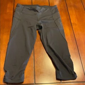 Lululemon crop leggings